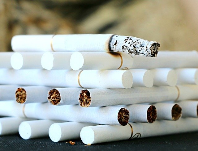 La Unidad de Conductas Adictivas de Villena inicia la campaña del Día Internacional Sin Tabaco contra su consumo
