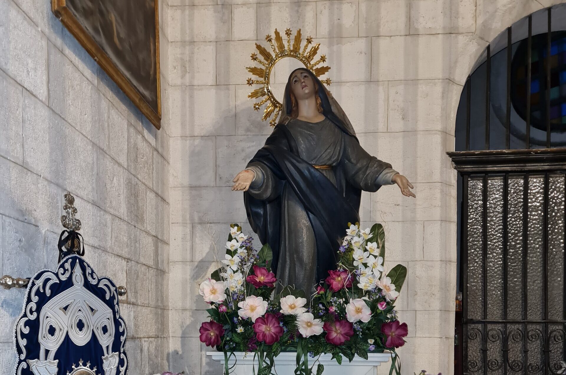 La imagen de Nuestra Señora de los Dolores permanecerá en la iglesia de Santiago