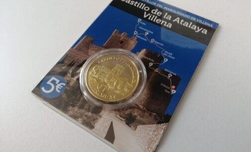 El Club de Castillos y Palacios de España acuña monedas conmemorativas del Castillo de Villena