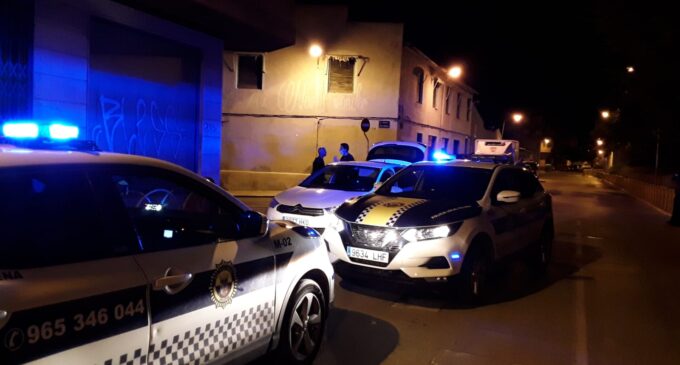 La Policía Local de Villena detiene a dos atracadores de habían robado en un 24 Horas en Elche