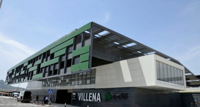 Contigo Villena pide la parada de los AVE de precio reducido en la estación de   Villena