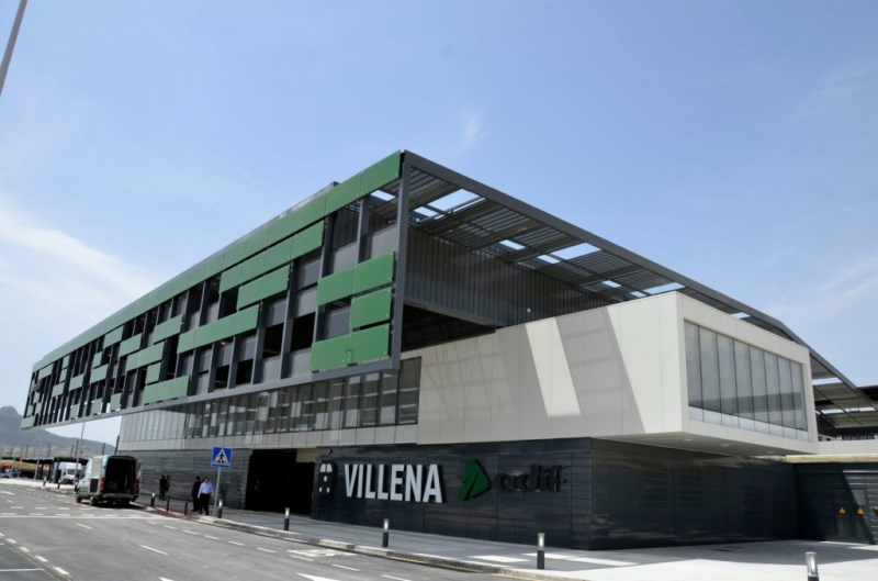 Renfe programa el tercer servicio Ave   Madrid-Orihuela a partir del 28 de febrero con parada en Villena
