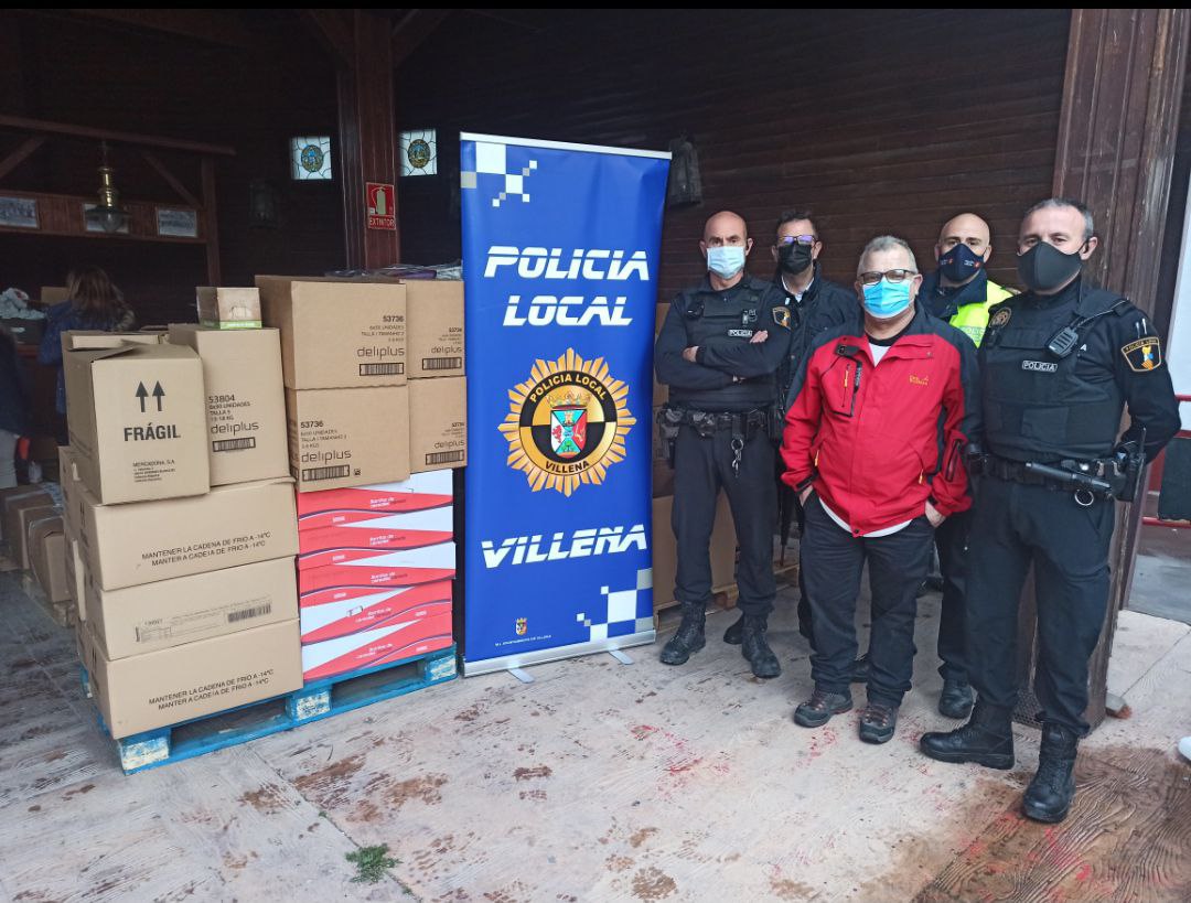 La Policía Local colabora en la compra de material humanitario para Ucrania