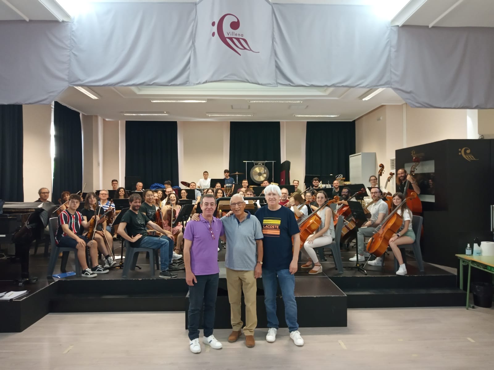 “La Orquesta Sinfónica de Villena  se estrena en el Teatro Chapí”