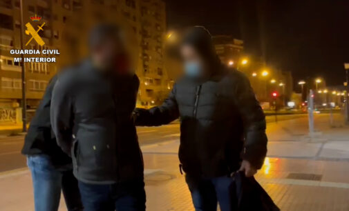 La Guardia Civil  de Villena detiene a tres personas dedicadas a estafas mediante el método ‘man in the middle’