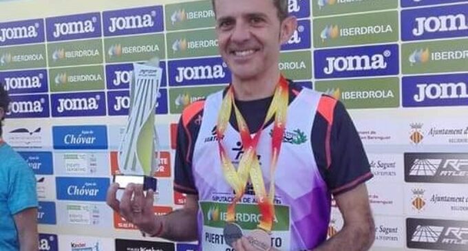 El atleta villenense, Edu Verdú, Campeón de España en media maratón