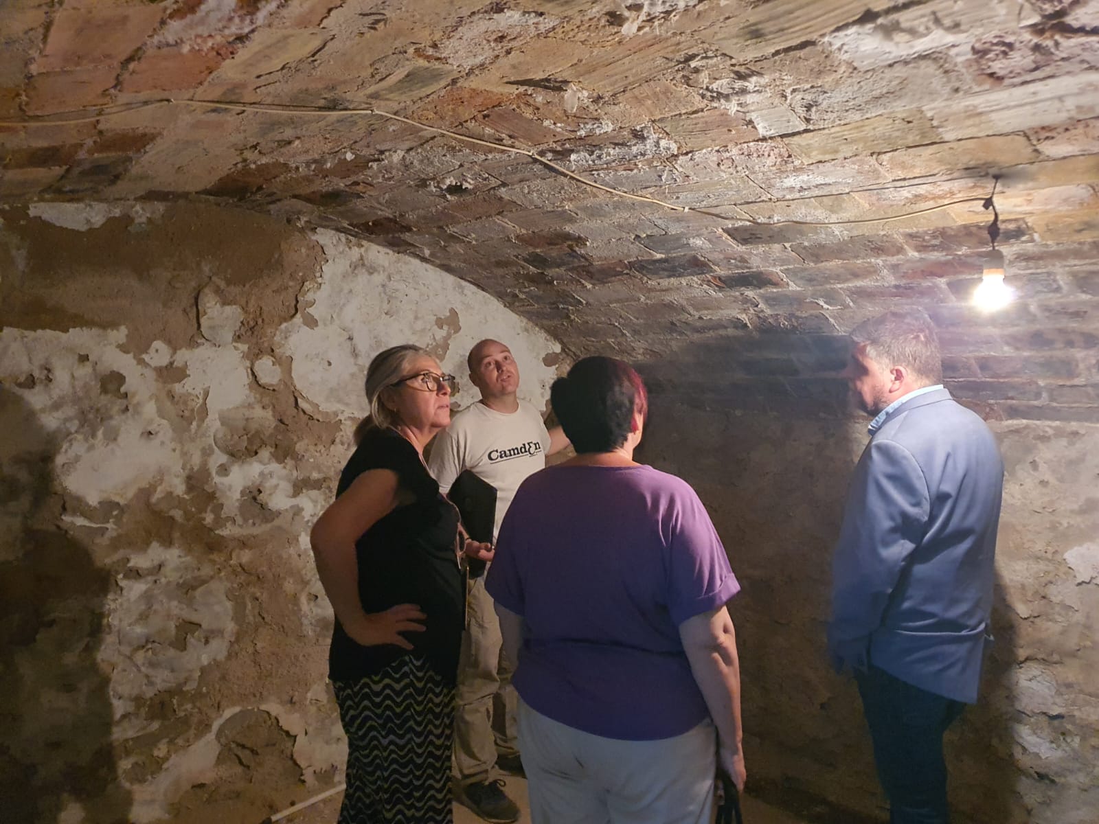 Villena inicia las catas arqueológicas para conocer el estado del Palacio Consistorial