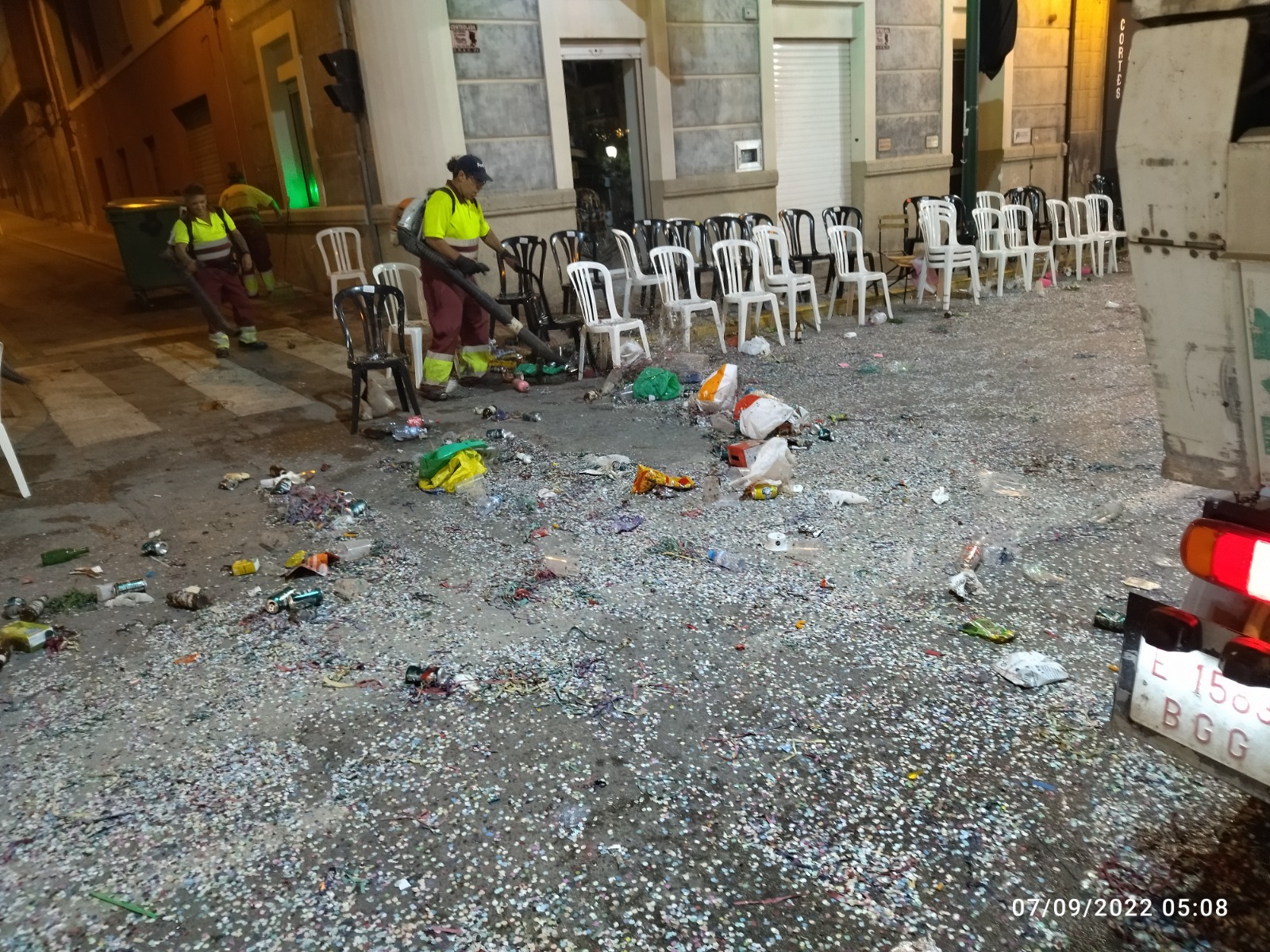 Villena incrementa las papeleras para el reciclaje para que las fiestas de Moros y Cristianos sean más sostenibles