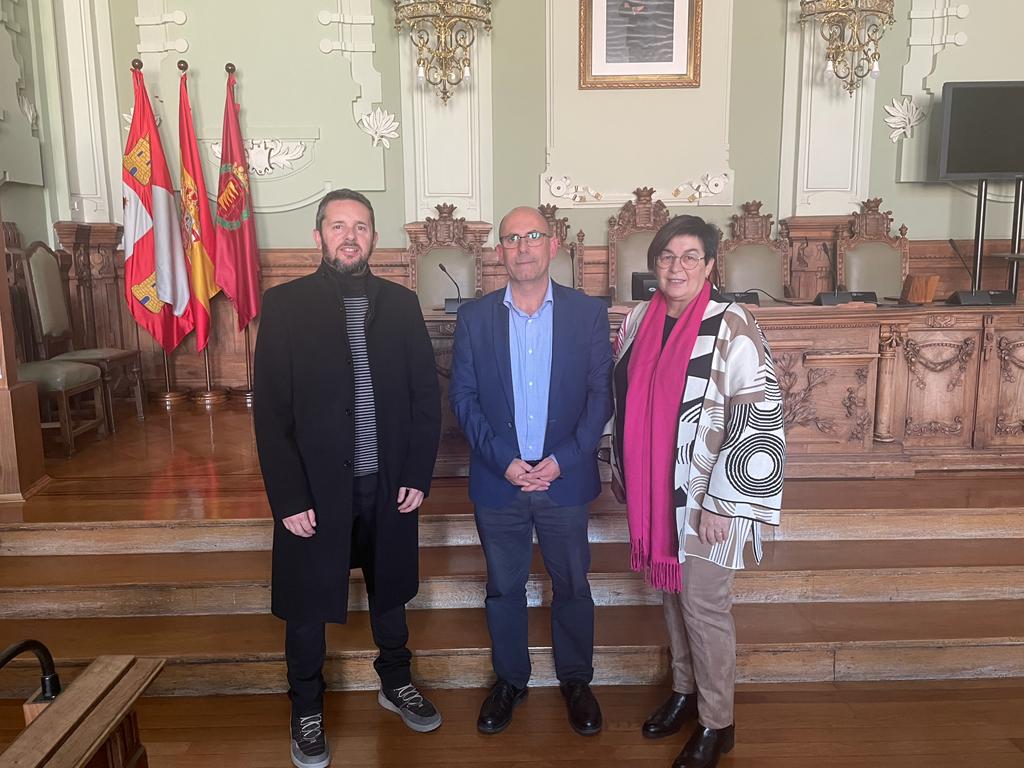 Villena y Valladolid intercambian experiencias en materia de movilidad urbana y entornos escolares seguros