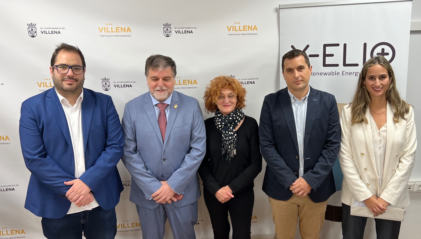 X-ELIO colabora con el IES Navarro Santafé de Villena para promover una “colmena inteligente” de abejas en Alicante