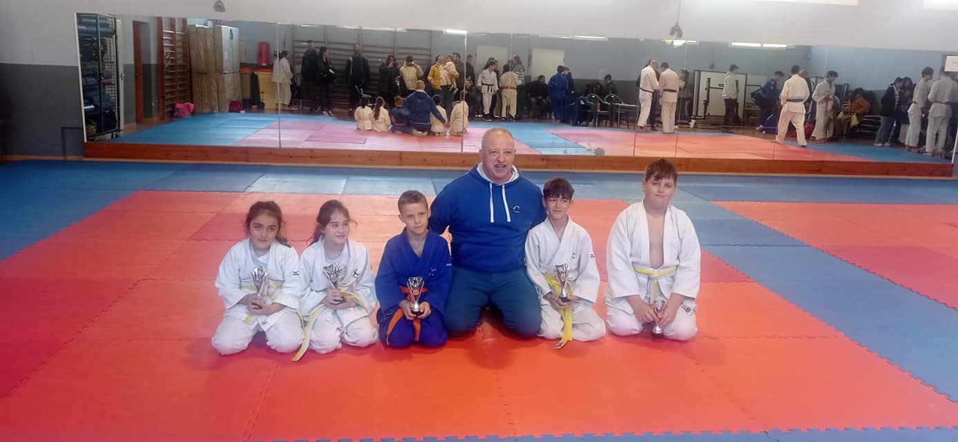 Buenos resultados de los judocas del CAMV en el Torneo de Navidad celebrado en Cocentaina
