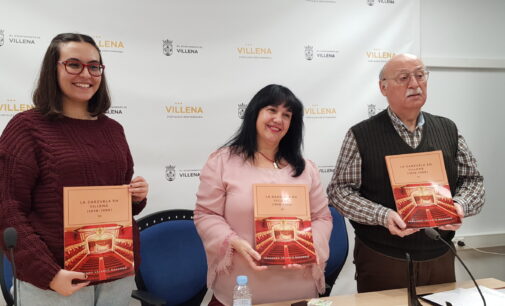 La Coral Ambrosio Cotes pone a la venta un libro de Fernando Velasco para sufragar parte de los gastos del 30 aniversario