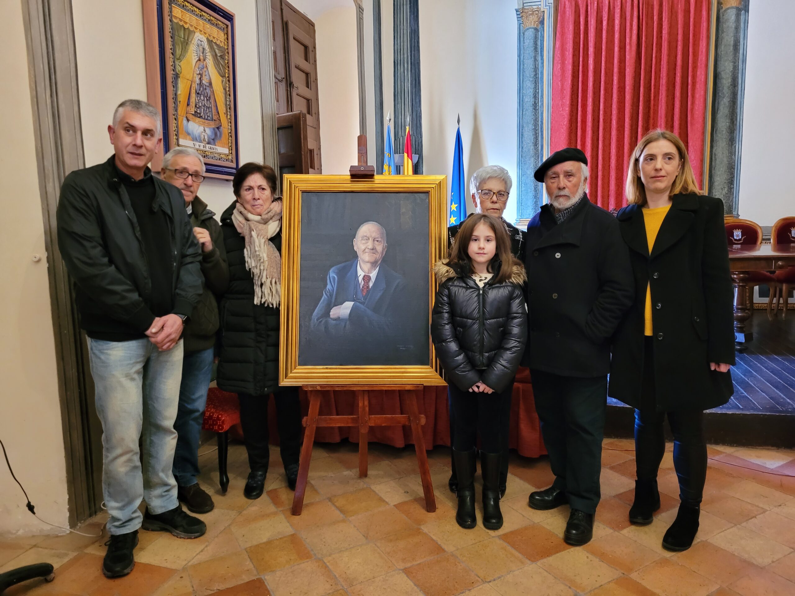 Vicente Esparza dona dos óleos al Ayuntamiento de Biar
