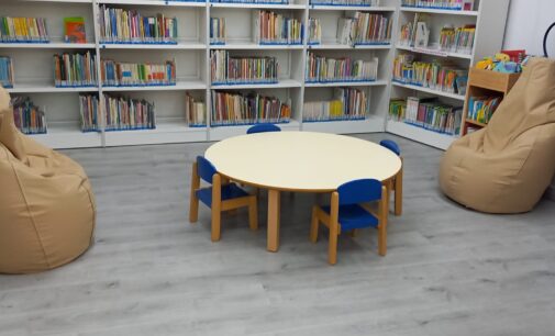 La Biblioteca Miguel Hernández reabre tras la mejora del espacio infantil y la incorporación de seis ordenadores