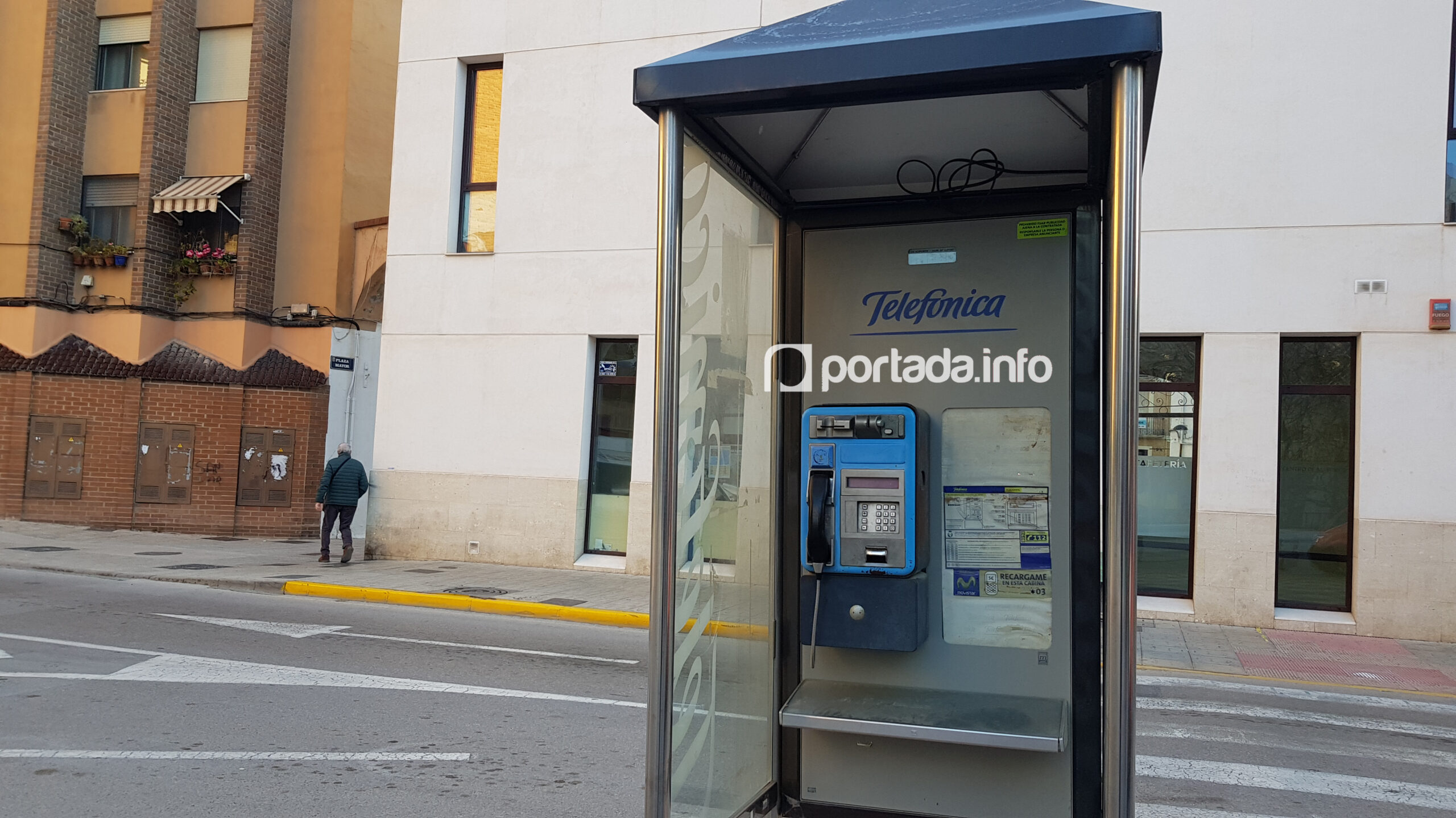 2022 nos deja en Villena sin cabinas telefónicas