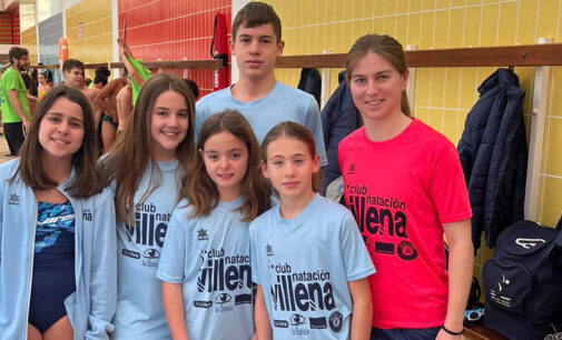 El nadador del Club Natación Villena Pablo Candela consigue las marcas mínimas para el campeonato de España