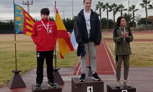 Alejandro Domene y Sofia Gisbert, plata y bronce  en el Campeonato Provincial de lanzamiento de jabalina