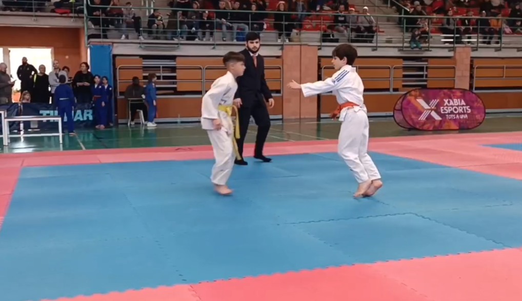 Dos judocas del Judo CAMV en la Copa Valenciana celebrada en Javea