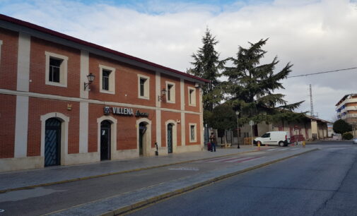 El Ayuntamiento de Villena acuerda reclamar al Ministerio la mejora de las líneas de Cercanías