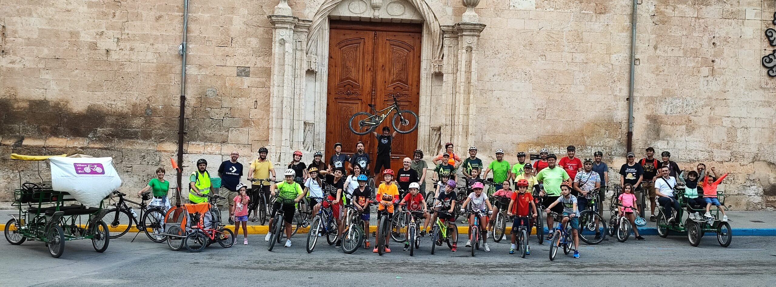 Villena en Bici pide la puesta en marcha de ciclocalles que conecten los servicios principales de la ciudad