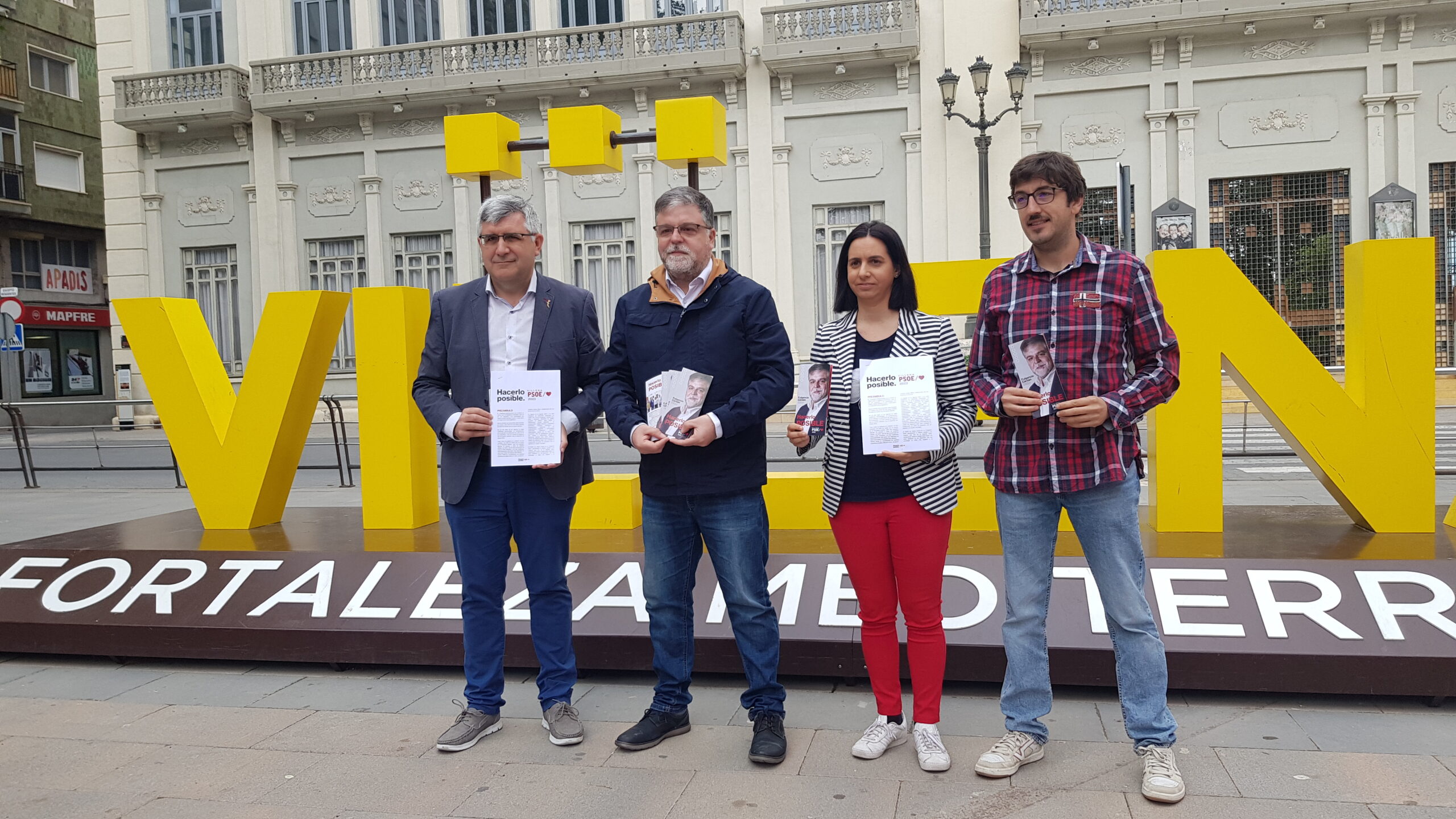 El PSOE plantea en su programa electoral licitar en Villena el servicio de limpieza y el de agua
