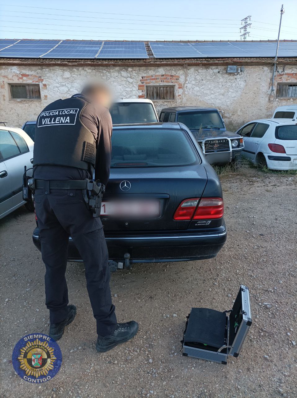 La Policía Local de Villena investiga a un ciudadano belga por u  presunto delito de falsedad documental
