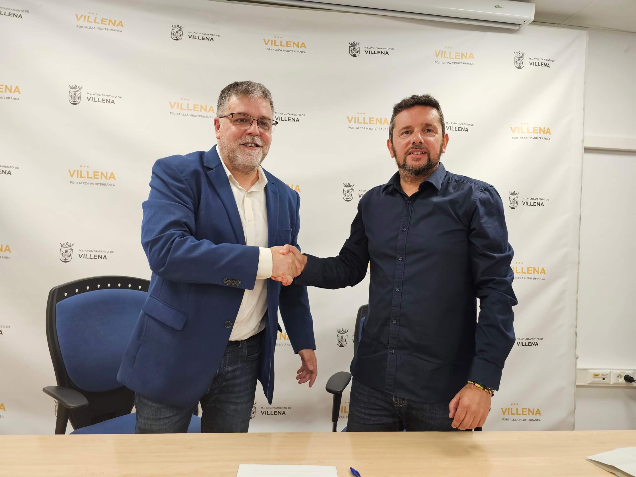 PSOE y Los Verdes firman el acuerdo para gobernar Villena