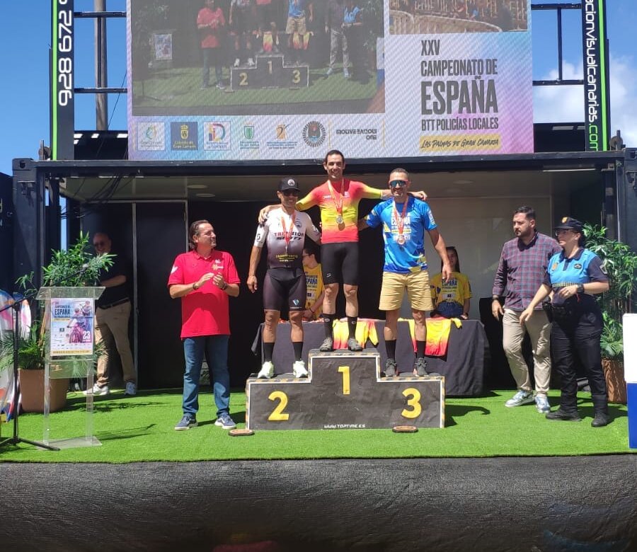Un Agente de la Policía Local de Villena se proclama campeón de España de MTB