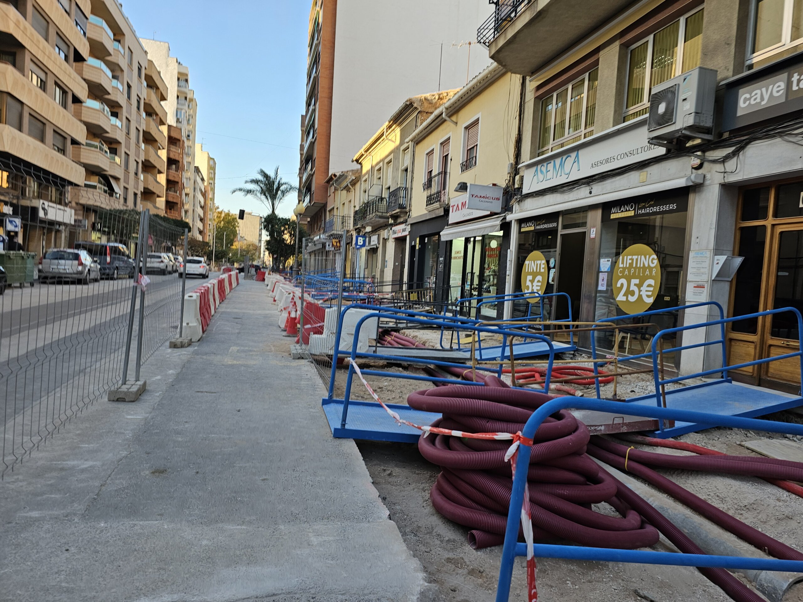 La presión del agua en la red de Villena se reducirá mañana por las obras de la Avenida Constitución