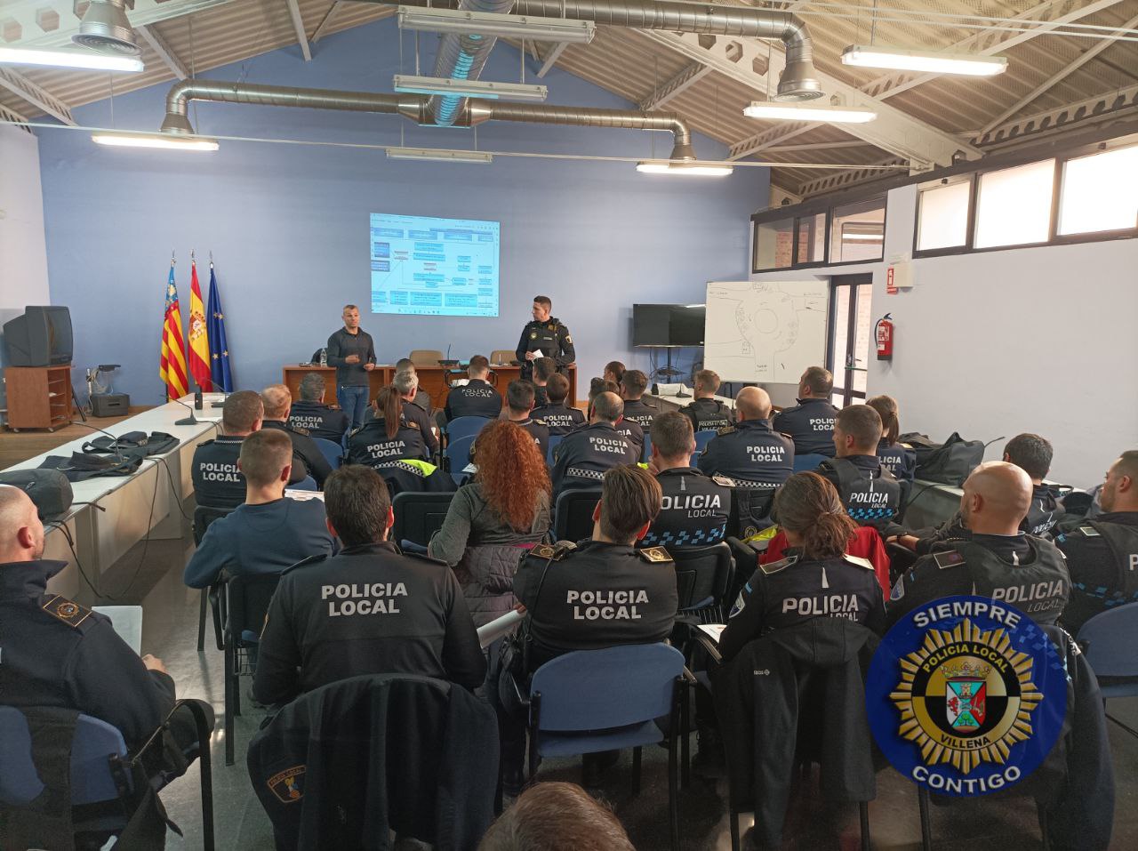 La Policía Local de Villena organiza un curso monográfico de detección de drogas en la conducción.