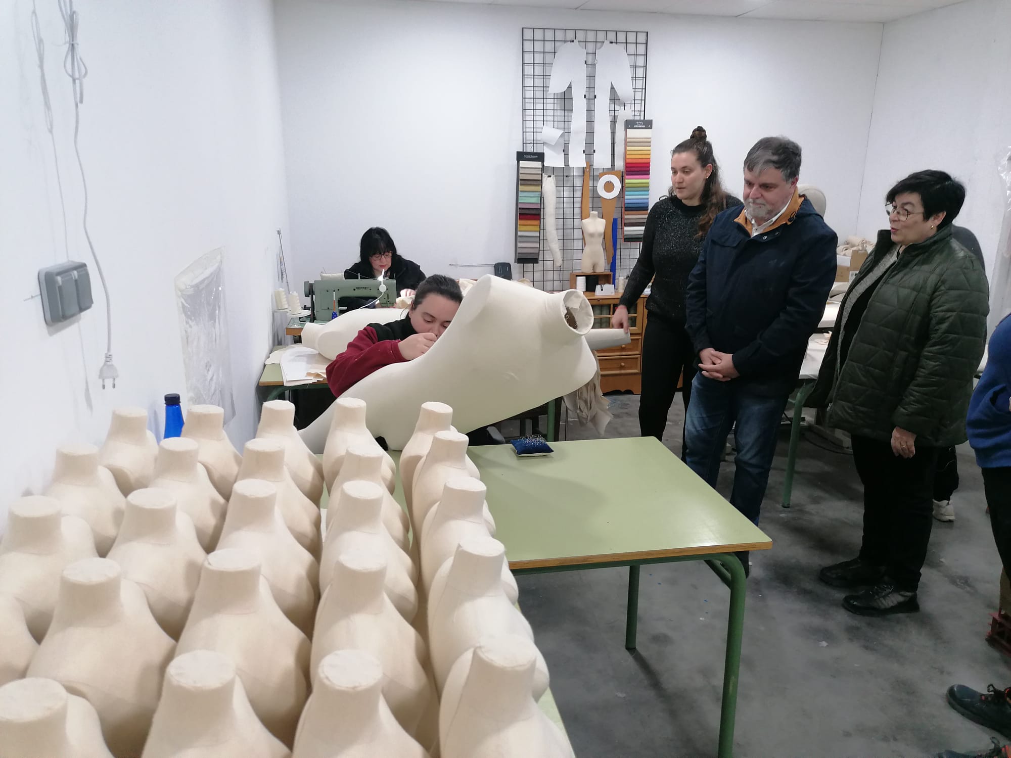 Art’indus Display, la empresa líder en la creación de bustos y maniquíes se ubica en Villena