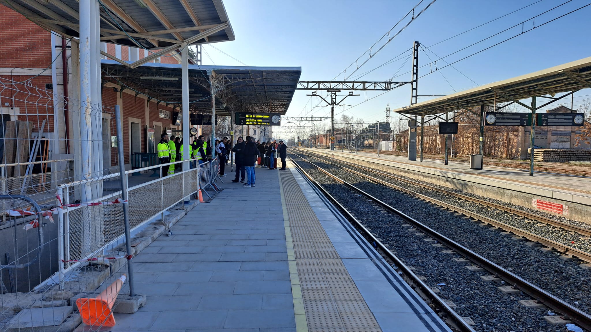Villena solicitará conexión directa ferroviaria al aeropuerto Alicante – Elche