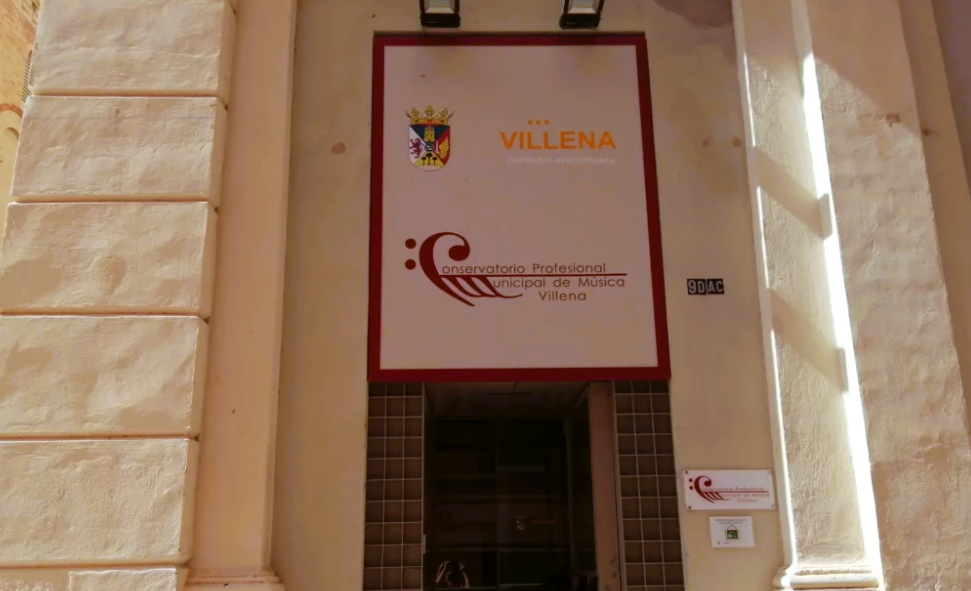 El Conservatorio Municipal de Música de Villena completa su plantilla docente