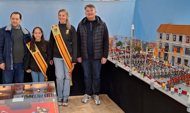 3.000 personas visitan la exposición festera de Playmobil en la Junta Central de Fiestas